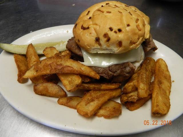 Bowens Tavern | restaurant | 181 Waterville Rd, Belfast, ME 04915, USA | 2073382242 OR +1 207-338-2242