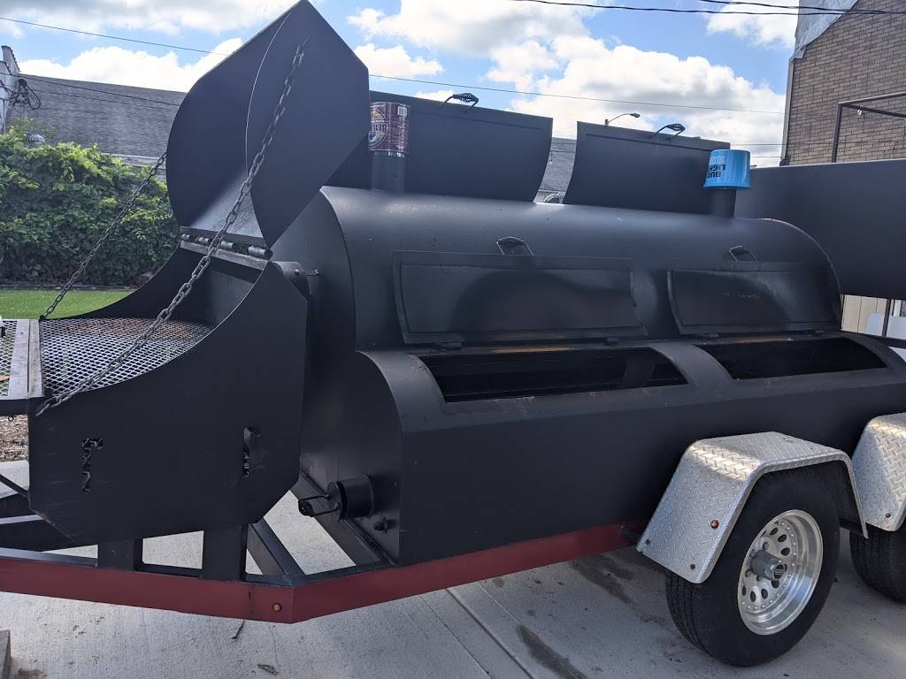 Pats Brew and Que | restaurant | 124 North St, Sharon, WI 53585, USA | 2627362222 OR +1 262-736-2222