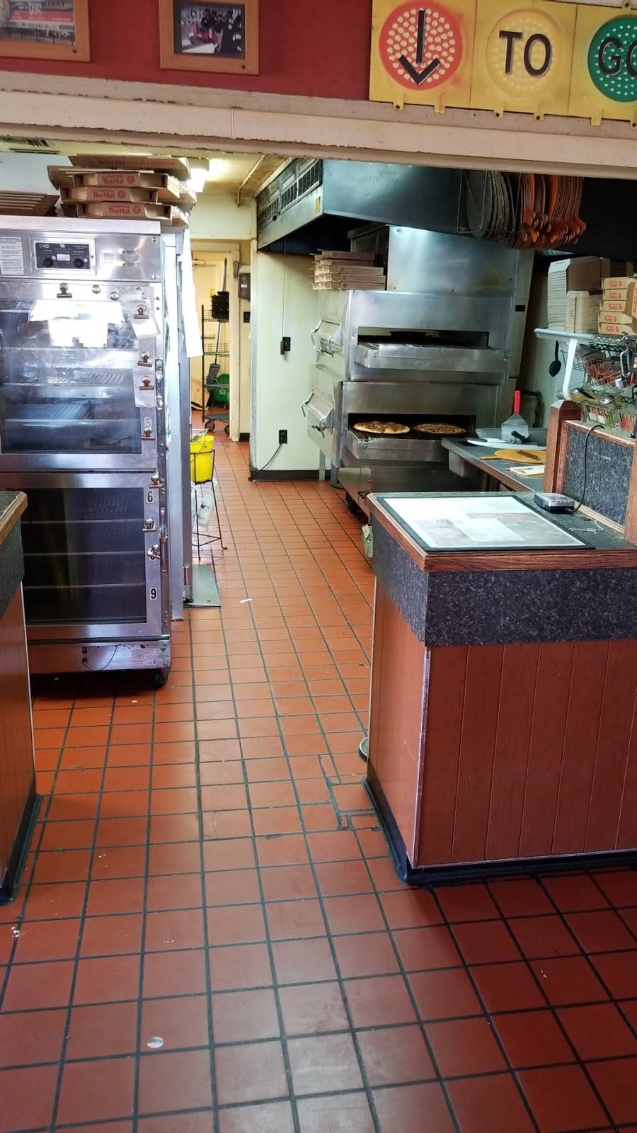 Pizza Hut | meal delivery | 934 W Creswell Ln, Opelousas, LA 70570, USA | 3379423514 OR +1 337-942-3514