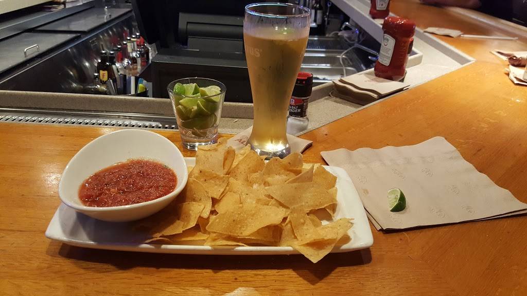 Applebees Grill + Bar | restaurant | 707 S Interstate 35 E, Denton, TX 76205, USA | 9405919353 OR +1 940-591-9353