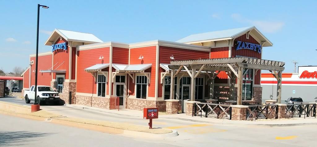 Zaxbys Chicken Fingers & Buffalo Wings | restaurant | 12215 N Rockwell Ave, Oklahoma City, OK 73162, USA | 4056038001 OR +1 405-603-8001