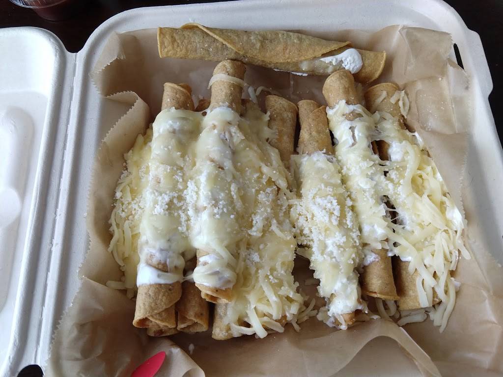 El Tianguis Millenia | restaurant | 1620 Millenia Ave #101, Chula Vista, CA 91915, USA | 8582943475 OR +1 858-294-3475