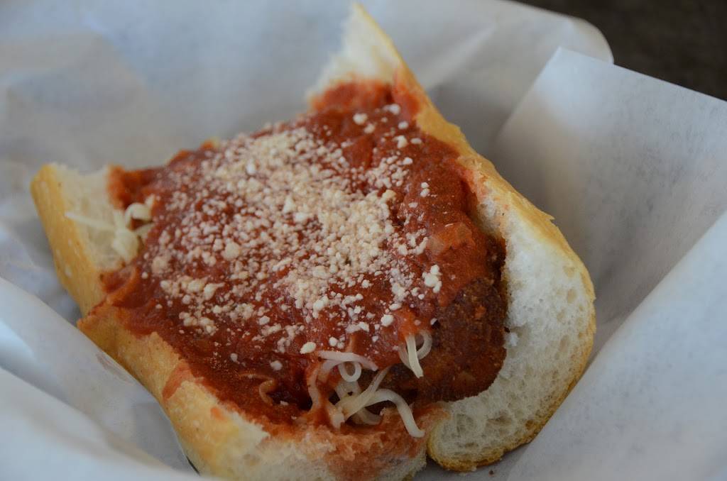 Mama Ds | restaurant | 12420 Archer Ave, Lemont, IL 60439, USA | 6302431212 OR +1 630-243-1212