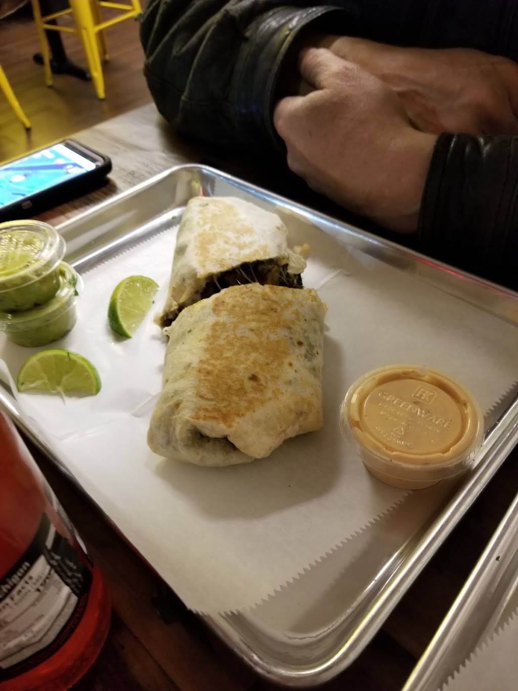 taco bros | restaurant | 128 Sycamore St, Wyandotte, MI 48192, USA | 7347671720 OR +1 734-767-1720