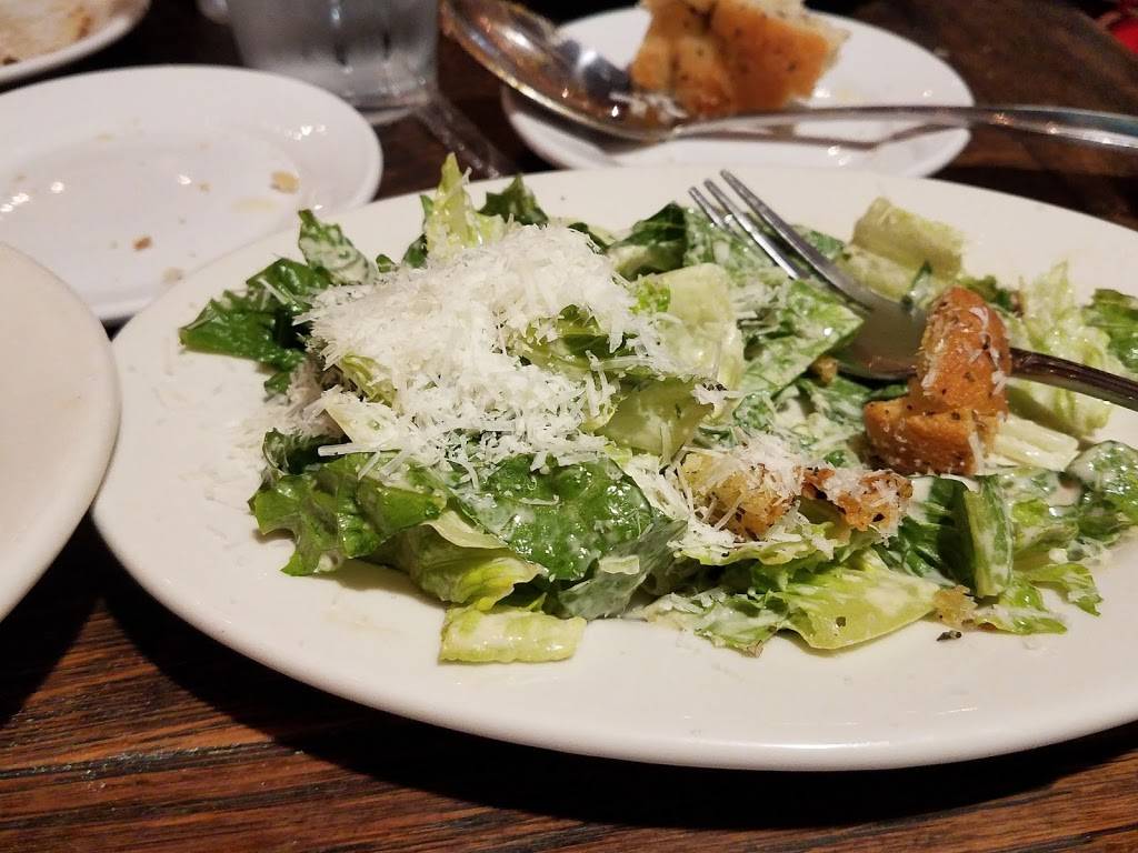 Vinnies Neighborhood Italian | restaurant | 641 Merrimon Ave, Asheville, NC 28804, USA | 8282531077 OR +1 828-253-1077