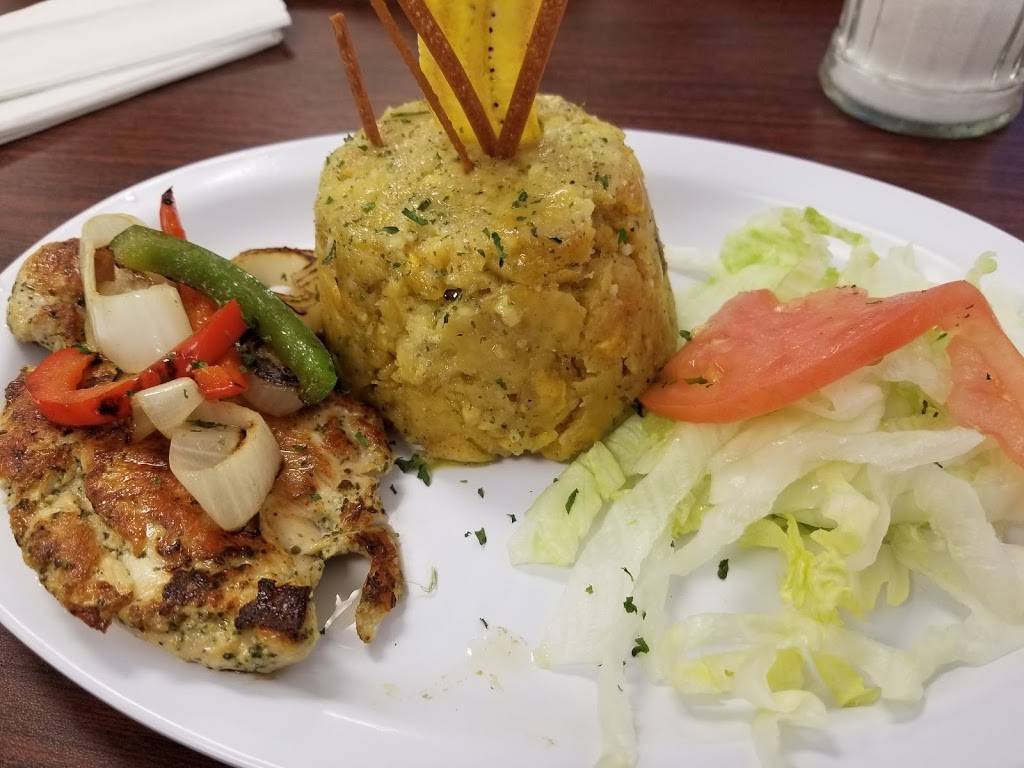 Cafe Tu Rincon Criollo | restaurant | 2300 Deer Creek Commerce Ln, Davenport, FL 33837, USA | 8634386041 OR +1 863-438-6041