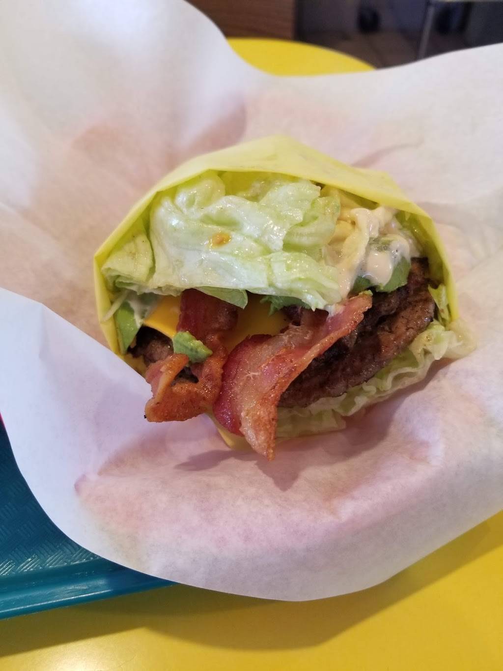 Andys Burgers | restaurant | 4603 Riverside Dr, Chino, CA 91710, USA | 9096282103 OR +1 909-628-2103