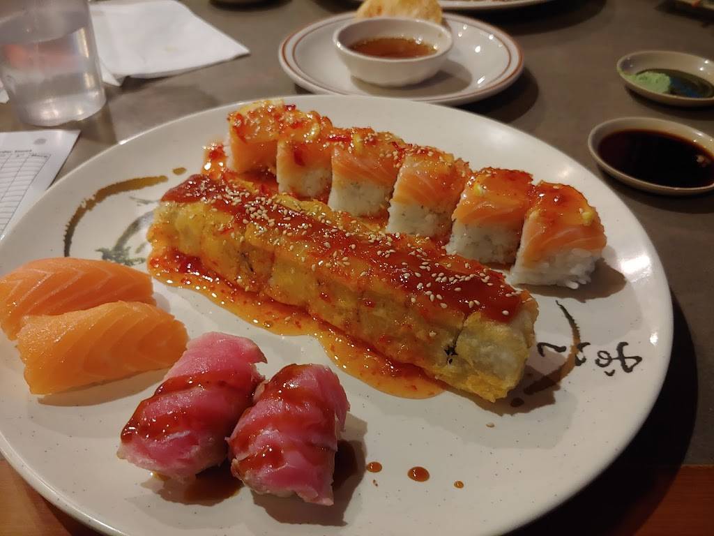 Sushi Yah | restaurant | 2440 E Fort Union Blvd, Salt Lake City, UT 84121, USA | 8019443933 OR +1 801-944-3933