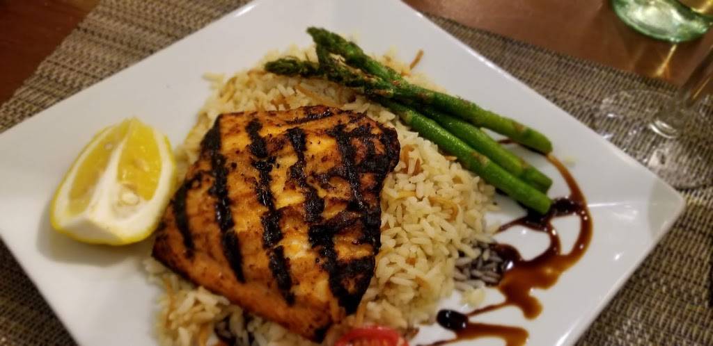 Putterham Grille | restaurant | 1012 W Roxbury Pkwy, Chestnut Hill, MA 02467, USA | 6173272202 OR +1 617-327-2202