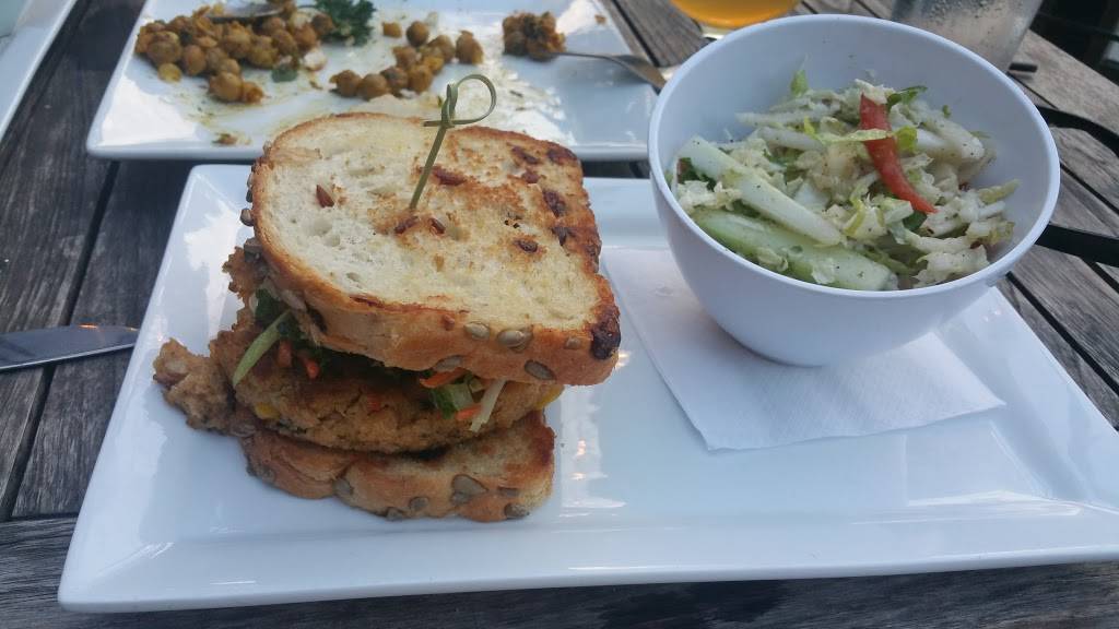 Ralstons | restaurant | 635 Massachusetts Ave, Indianapolis, IN 46204, USA | 3174931143 OR +1 317-493-1143