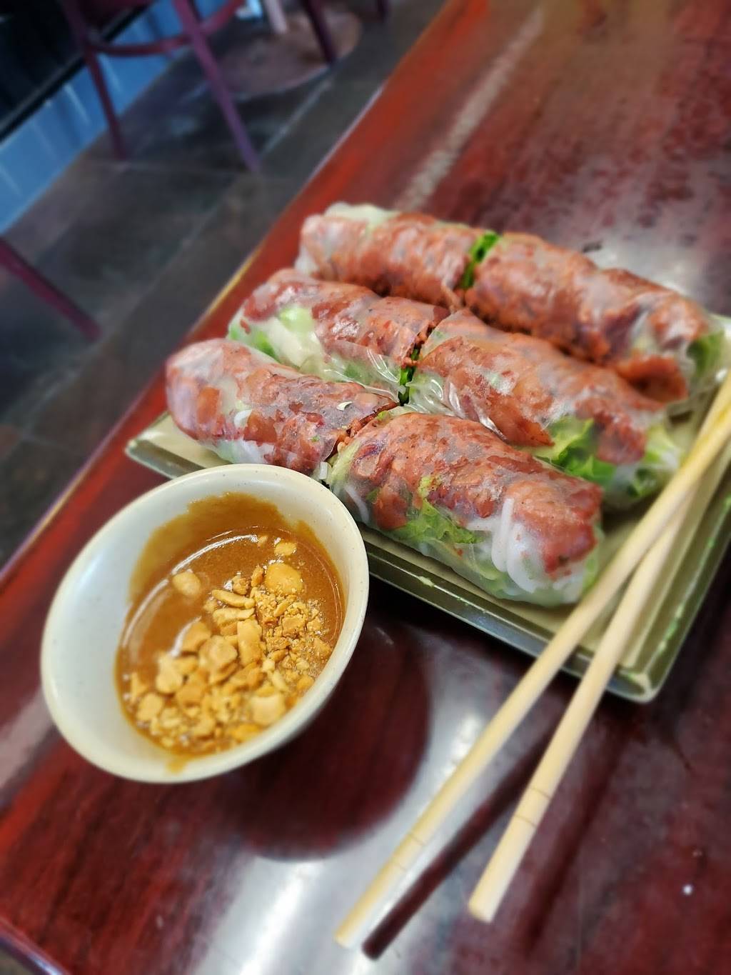 Pho Belwood | restaurant | 21520 Bear Valley Rd, Apple Valley, CA 92308, USA | 7605037009 OR +1 760-503-7009