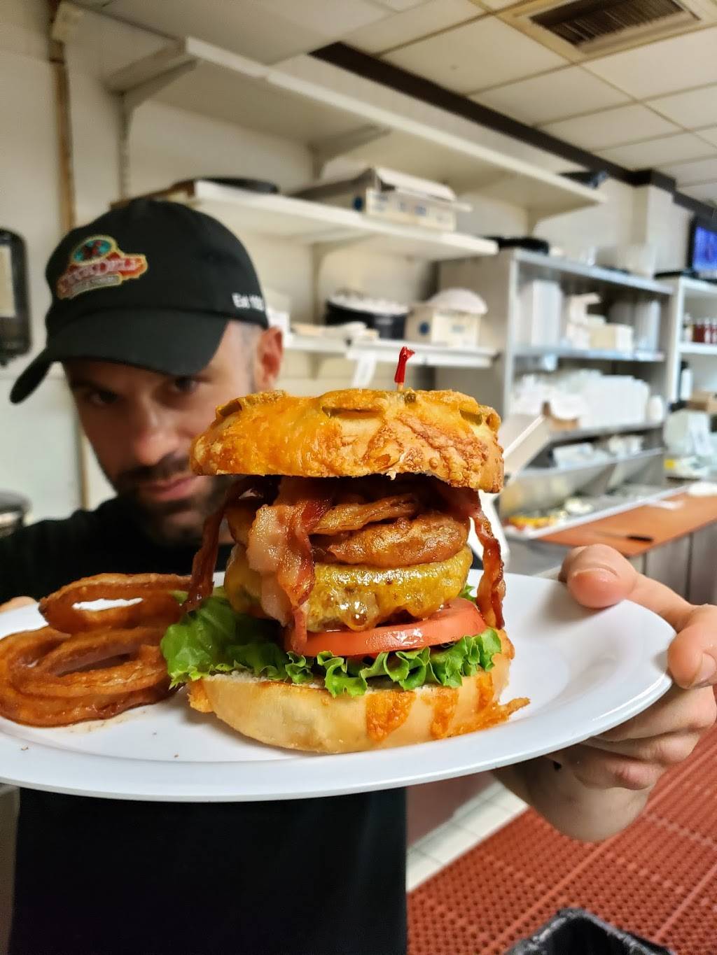 Bagel Emporium & Grille | bakery | 1238 S Dixie Hwy, Coral Gables, FL 33146, USA | 3056669519 OR +1 305-666-9519