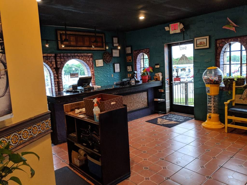 Mayas Mexican Restaurant | restaurant | 940 S Westwood Blvd, Poplar Bluff, MO 63901, USA | 5737857966 OR +1 573-785-7966
