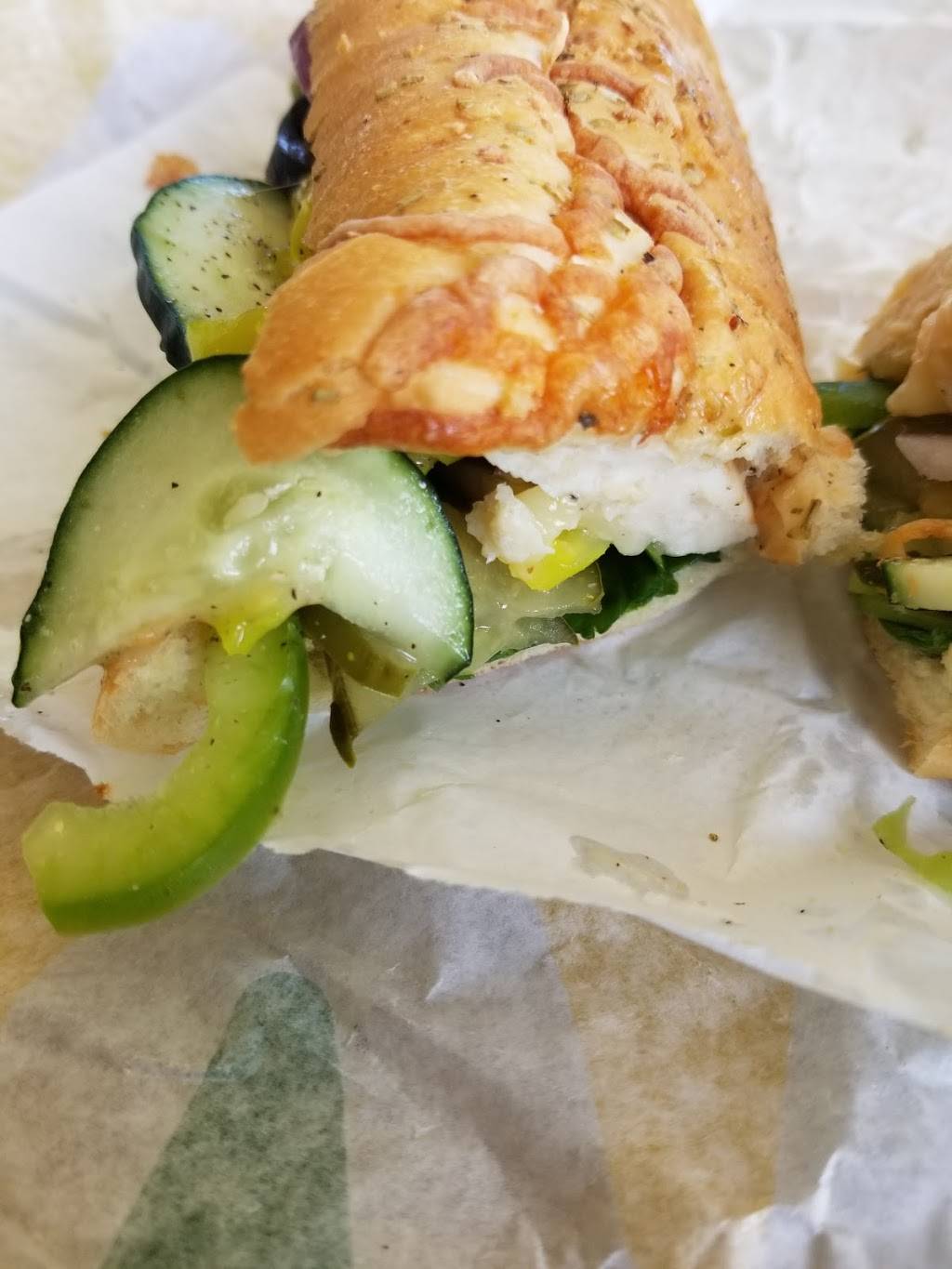 Subway | meal takeaway | 3001 6th Ave, Tacoma, WA 98406, USA | 2532723633 OR +1 253-272-3633