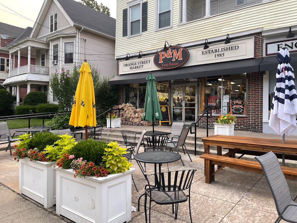 P&M Orange Street Market | bakery | 721 Orange St, New Haven, CT 06511, USA | 2038651147 OR +1 203-865-1147