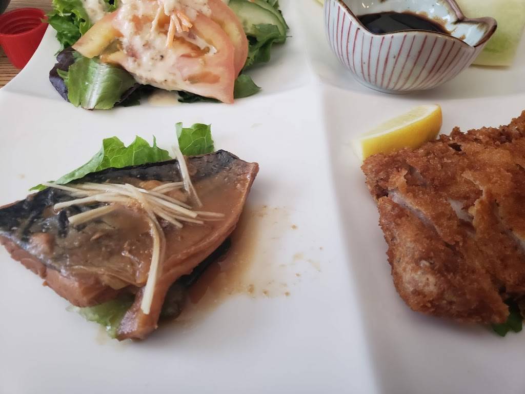 Akira Japanese Restaurant | restaurant | 1634 Bush St, San Francisco, CA 94109, USA | 4158008498 OR +1 415-800-8498