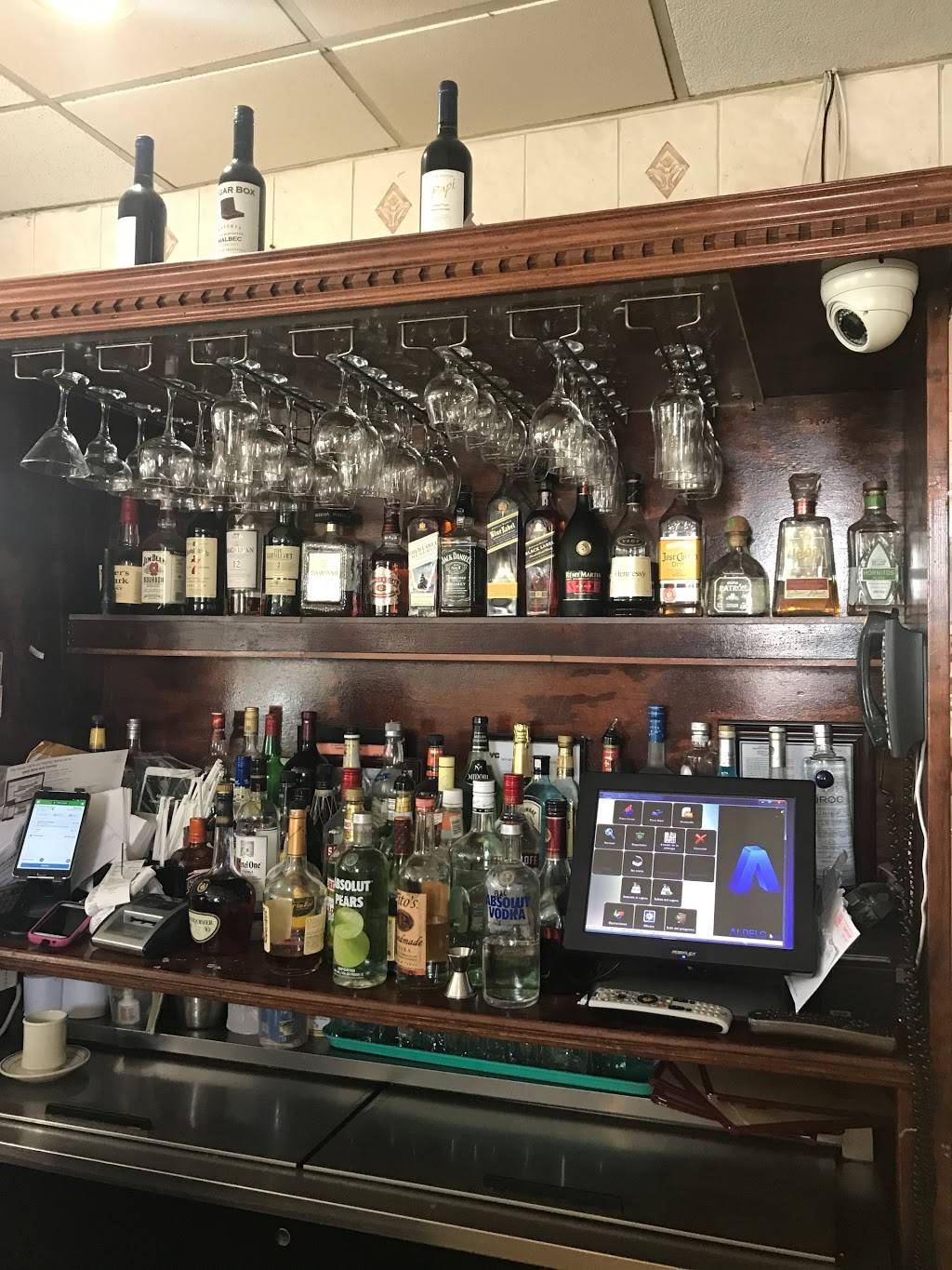 Libertad | restaurant | 9619 Liberty Ave, Ozone Park, NY 11417, USA | 7183233900 OR +1 718-323-3900