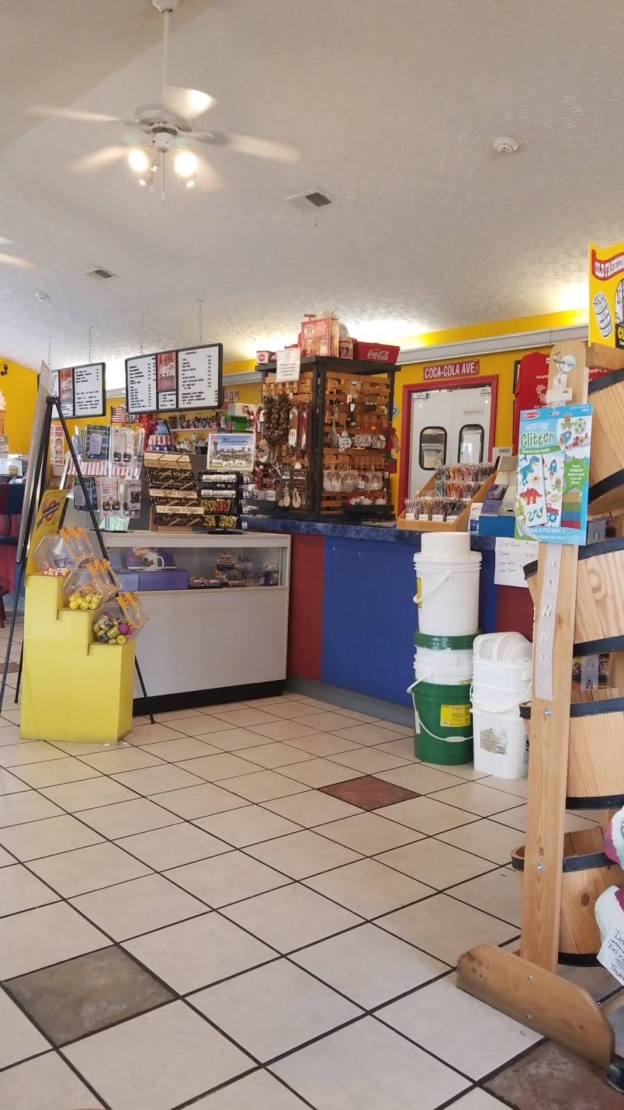 Burgers R Us | restaurant | 1023 US-23, Weber City, VA 24290, USA | 2762250270 OR +1 276-225-0270