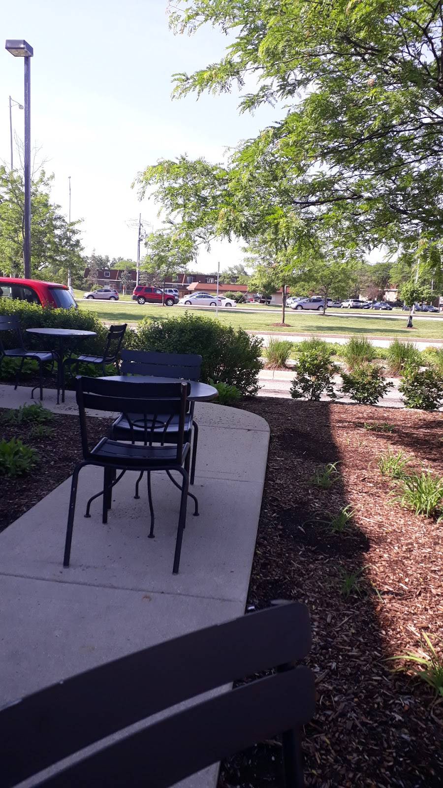 Starbucks | cafe | 505 W Golf Rd, Schaumburg, IL 60195, USA | 8474909831 OR +1 847-490-9831