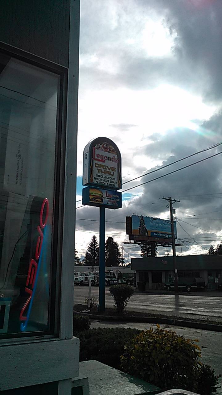 Legendz | restaurant | 1201 S Sprague Ave, Tacoma, WA 98405, USA | 2535722510 OR +1 253-572-2510