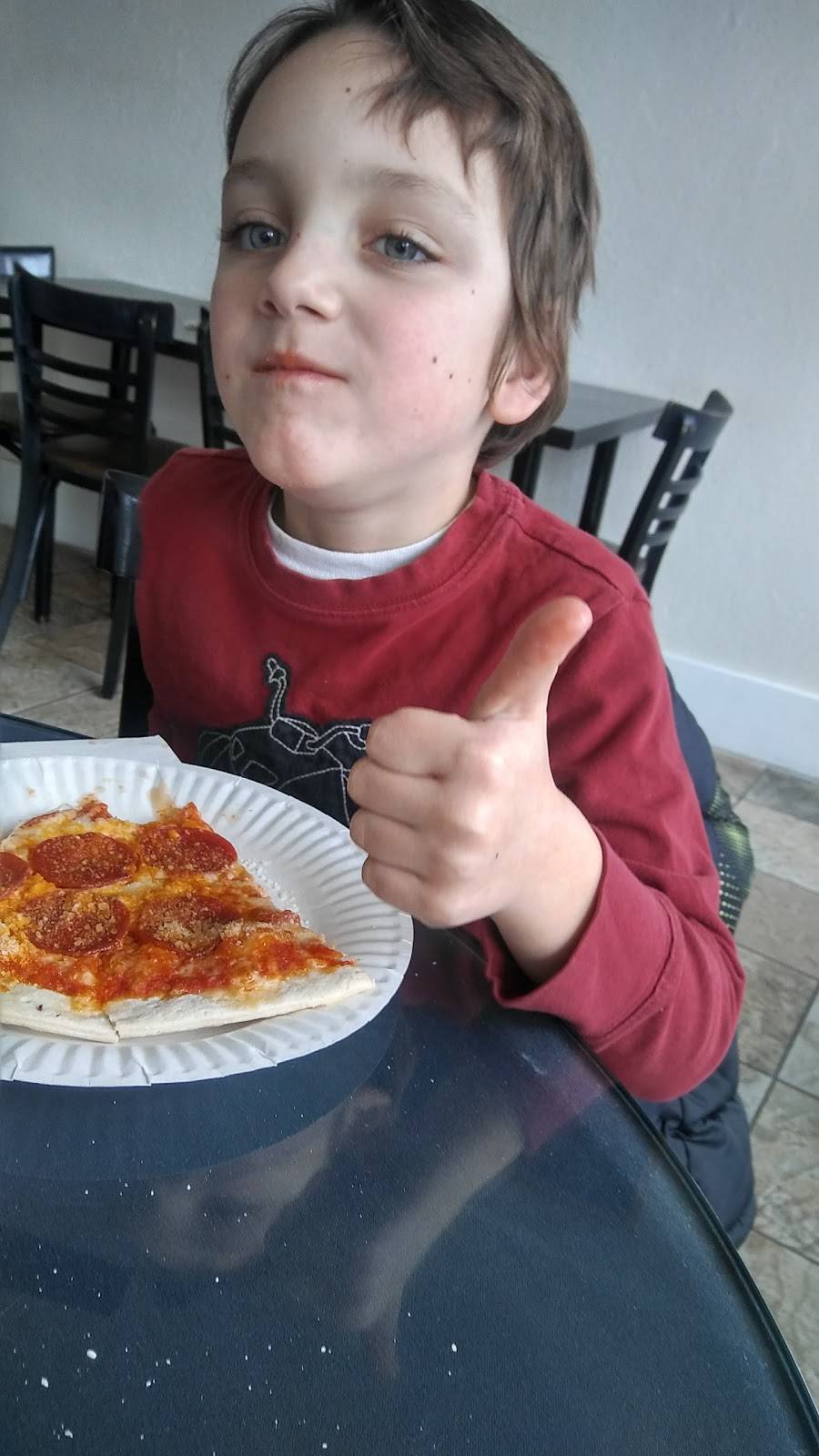 Fregenes Pizza | restaurant | 356 Petaluma Blvd N, Petaluma, CA 94952, USA | 7077627000 OR +1 707-762-7000