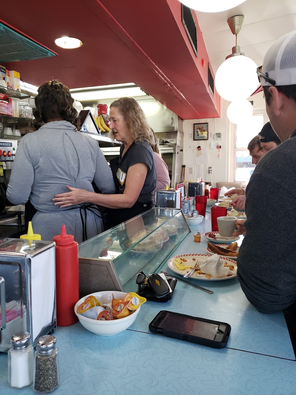 Broadway Diner | restaurant | 22 S 4th St, Columbia, MO 65201, USA | 5738751173 OR +1 573-875-1173