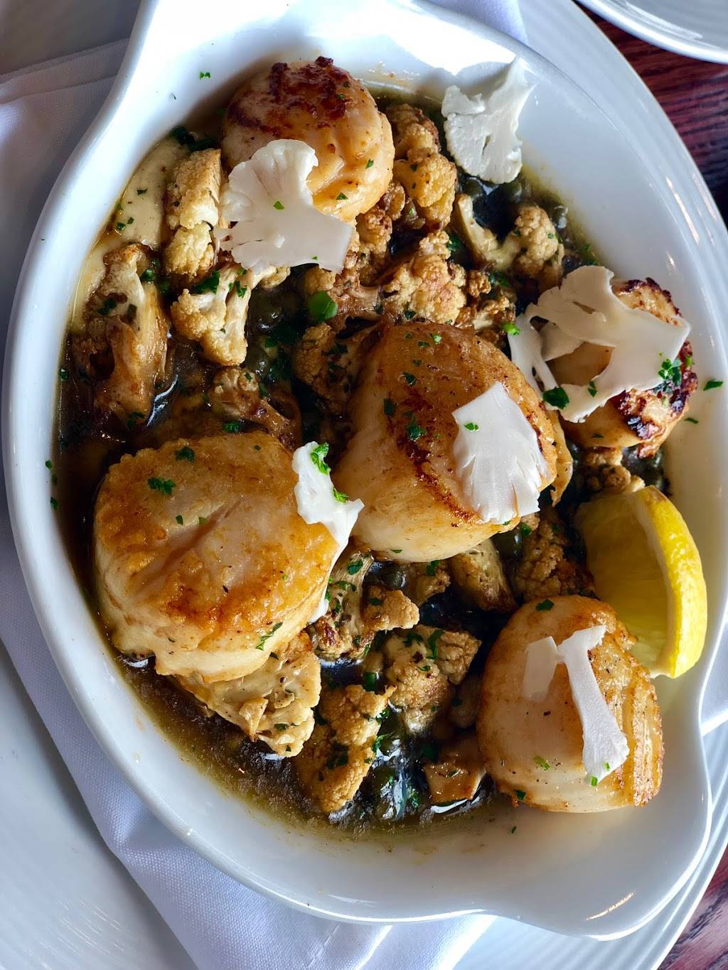 La Forge Casino Restaurant | restaurant | 186 Bellevue Ave, Newport, RI 02840, USA | 4018470418 OR +1 401-847-0418