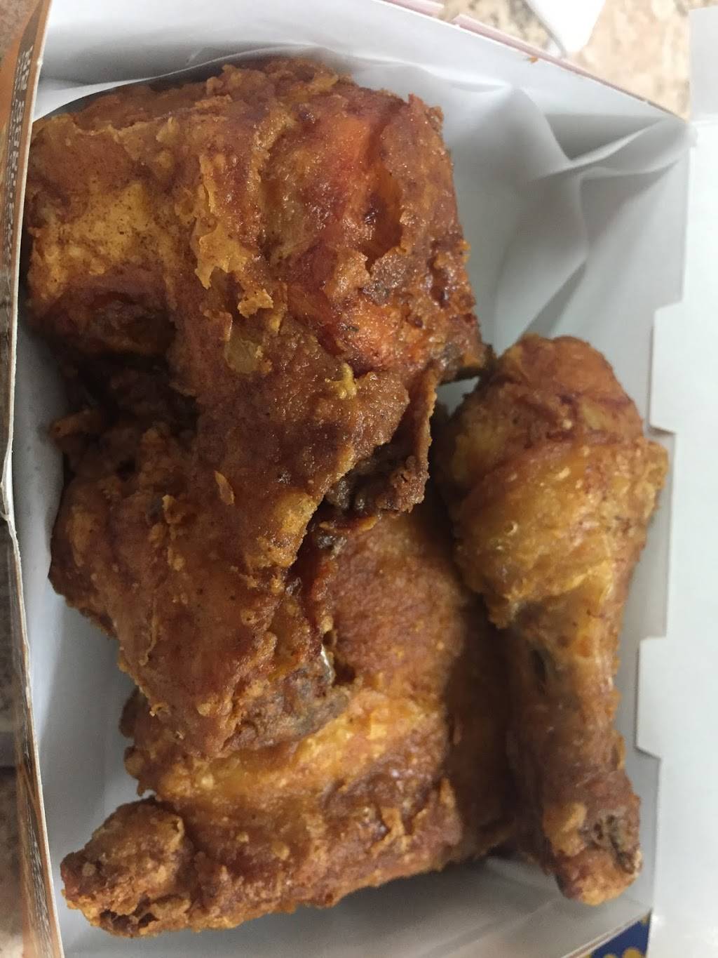 Pollo Gustoso de Campagne | restaurant | 3396 Rue Beaubien E, Montréal, QC H1X 1G6, Canada | 5147278363 OR +1 514-727-8363