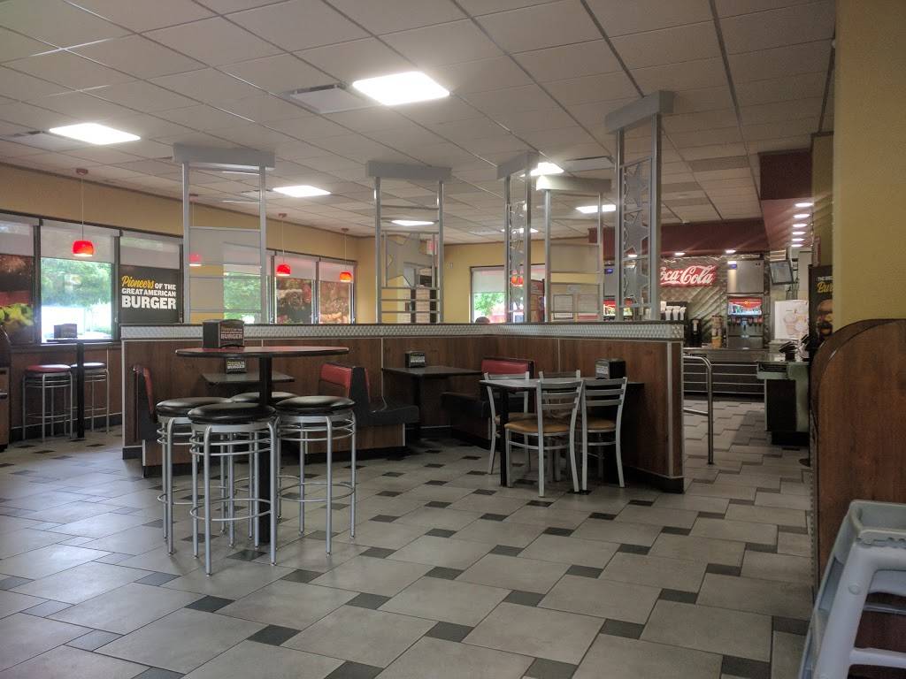 Carls Jr. | restaurant | 1701 Cowell Blvd, Davis, CA 95618, USA | 5307561626 OR +1 530-756-1626