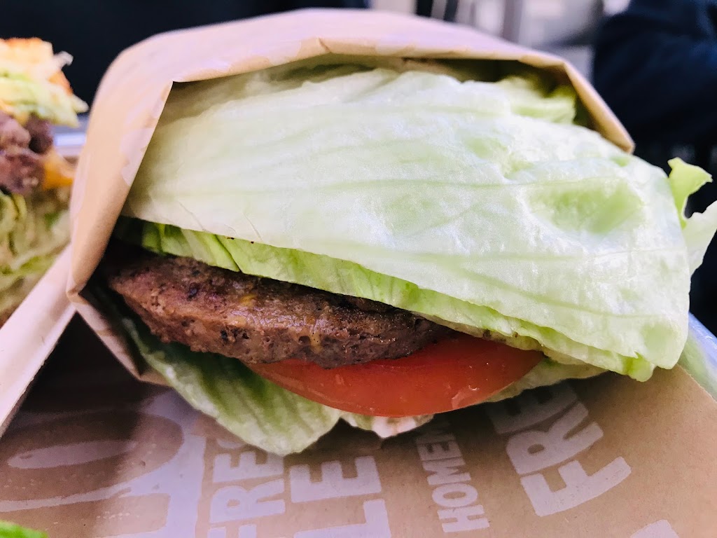 The Habit Burger Grill | restaurant | 628 State St, Santa Barbara, CA 93101, USA | 8058925400 OR +1 805-892-5400