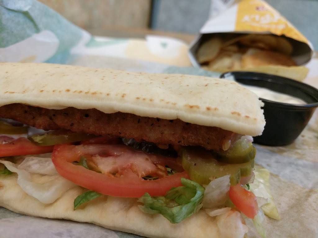 Subway | restaurant | 10 Sams Point Rd, Beaufort, SC 29907, USA | 8435221300 OR +1 843-522-1300