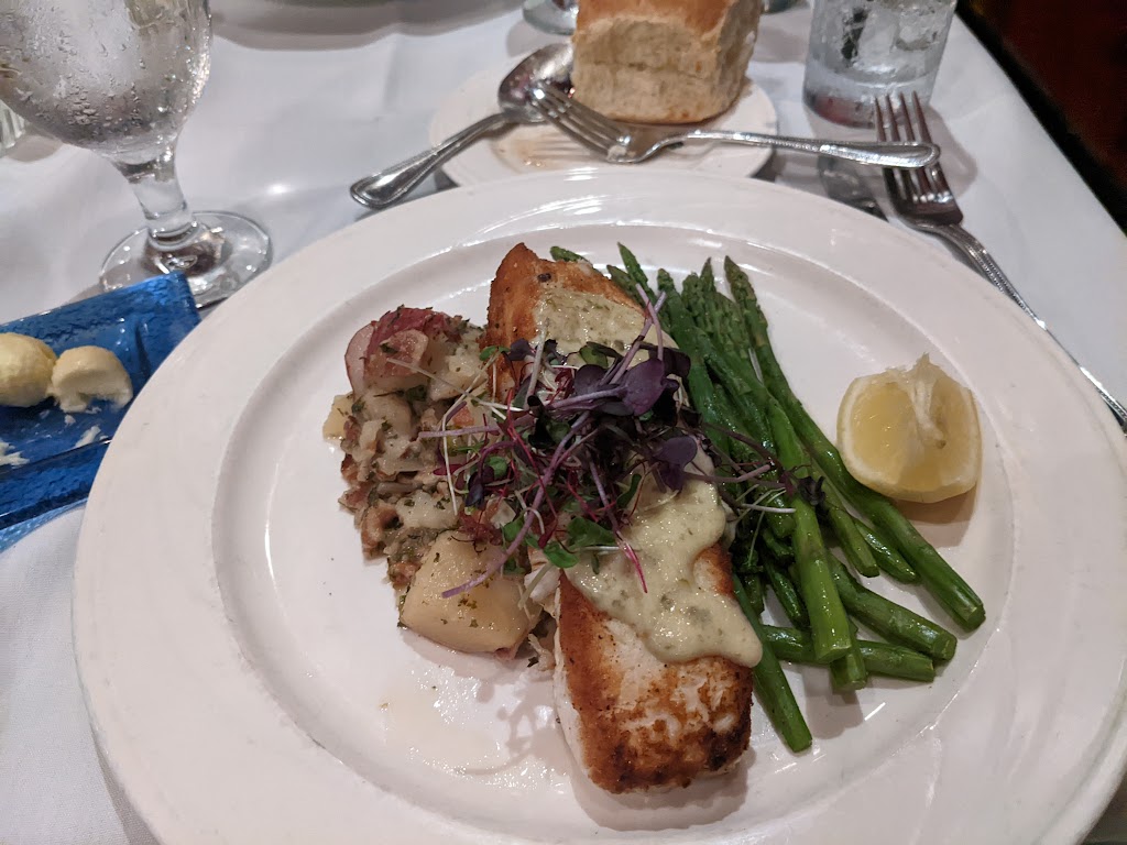 Nantuckets Restaurant | restaurant | 601 Coastal Hwy, Fenwick Island, DE 19944, USA | 3025392607 OR +1 302-539-2607