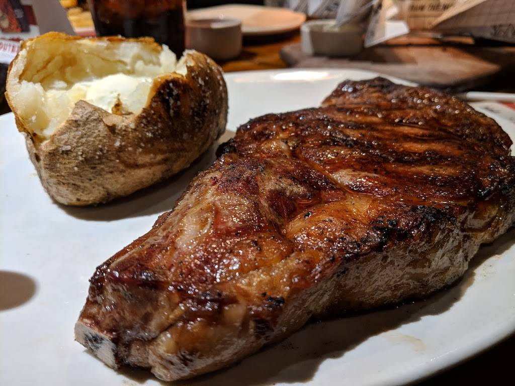 Outback Steakhouse | restaurant | 45 Mazzeo Dr, Randolph, MA 02368, USA | 7819619778 OR +1 781-961-9778