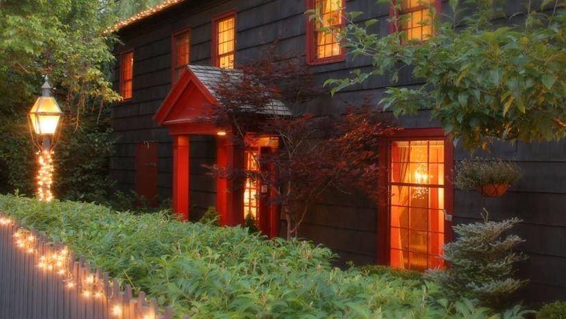 1795 Acorn Inn Bed and Breakfast | restaurant | 4508 NY-64, Canandaigua, NY 14424, USA | 5852292834 OR +1 585-229-2834