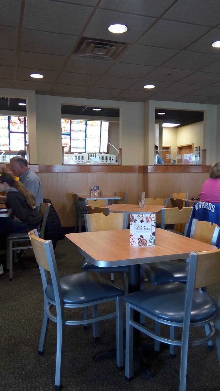 Culvers | restaurant | 1920 Jefferson St, Jefferson City, MO 65109, USA | 5734151897 OR +1 573-415-1897