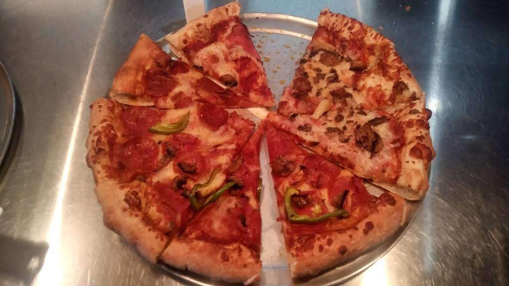 Pizza Factory | restaurant | 7775 N First St, Fresno, CA 93720, USA | 5594479500 OR +1 559-447-9500