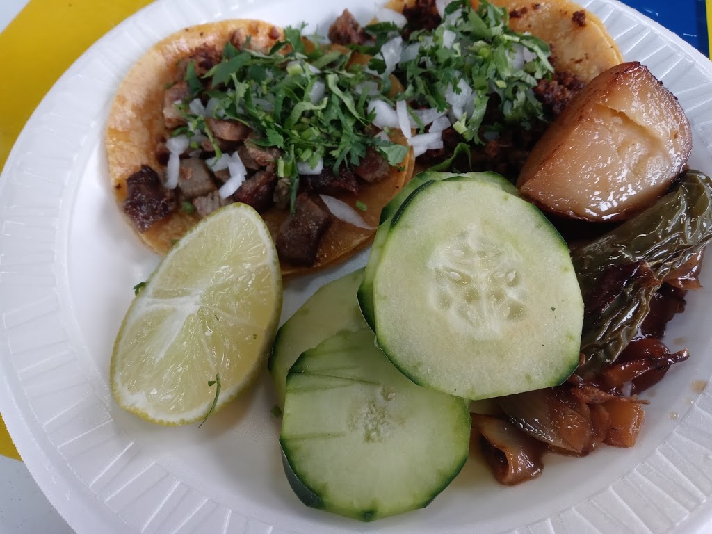 Mini Tacos El Puesto | restaurant | 518 SW Military Dr, San Antonio, TX 78221, USA | 2102367814 OR +1 210-236-7814