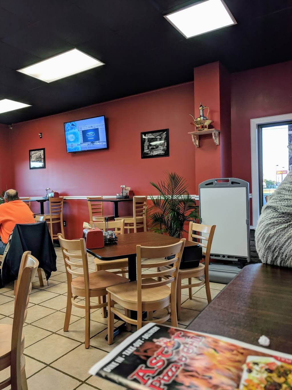 Astor Pizza & Grill | restaurant | 4105 N Dupont Hwy, Dover, DE 19901, USA | 3027448348 OR +1 302-744-8348