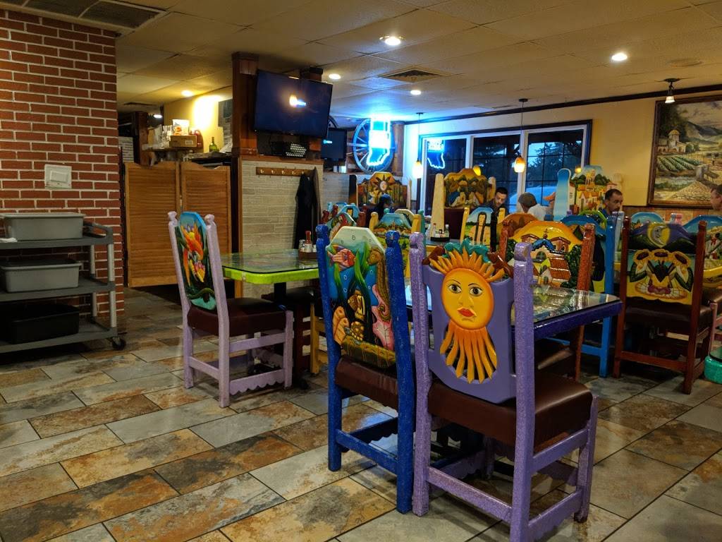 La Hacienda Mexican Restaurant | restaurant | 6825 Graham Rd, Indianapolis, IN 46220, USA | 3175772689 OR +1 317-577-2689