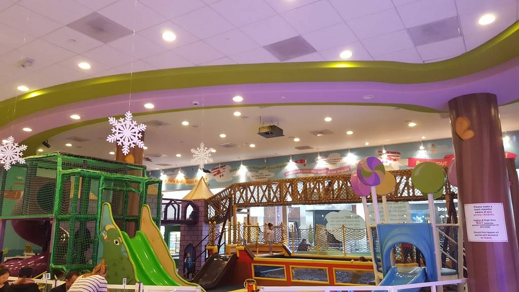 Giggles N’ Hugs | restaurant | 3222 Galleria Way, Glendale, CA 91210, USA | 8189564847 OR +1 818-956-4847