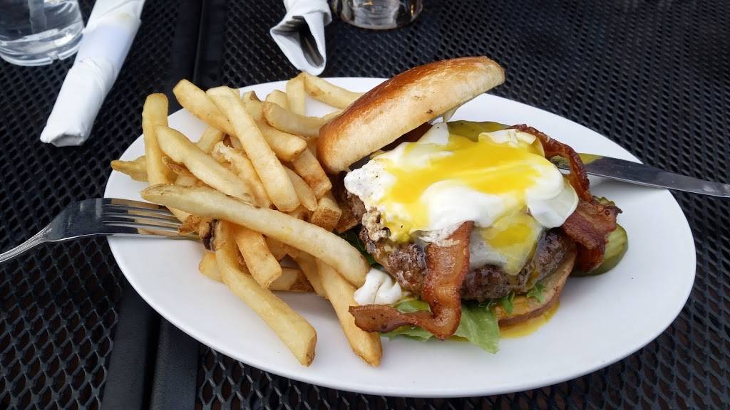 The Distillery Restaurant Victor | restaurant | 10 Square Dr, Victor, NY 14564, USA | 5854252337 OR +1 585-425-2337