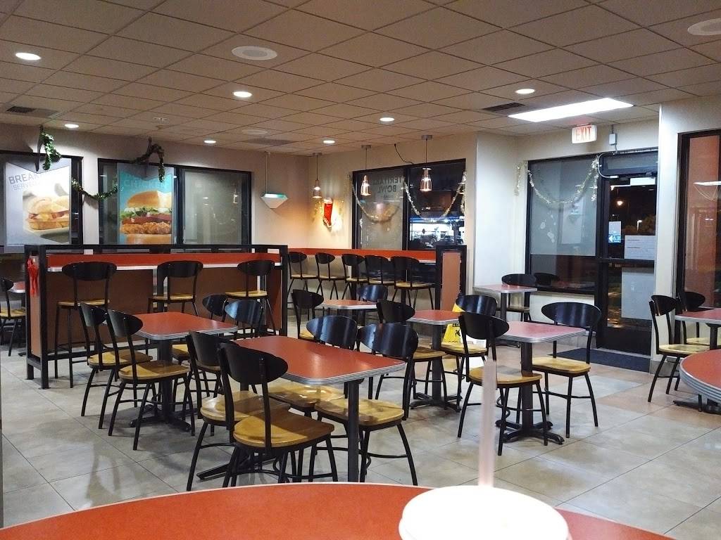 Jack in the Box | restaurant | 100 E Louise Ave, Lathrop, CA 95330, USA | 2098581801 OR +1 209-858-1801