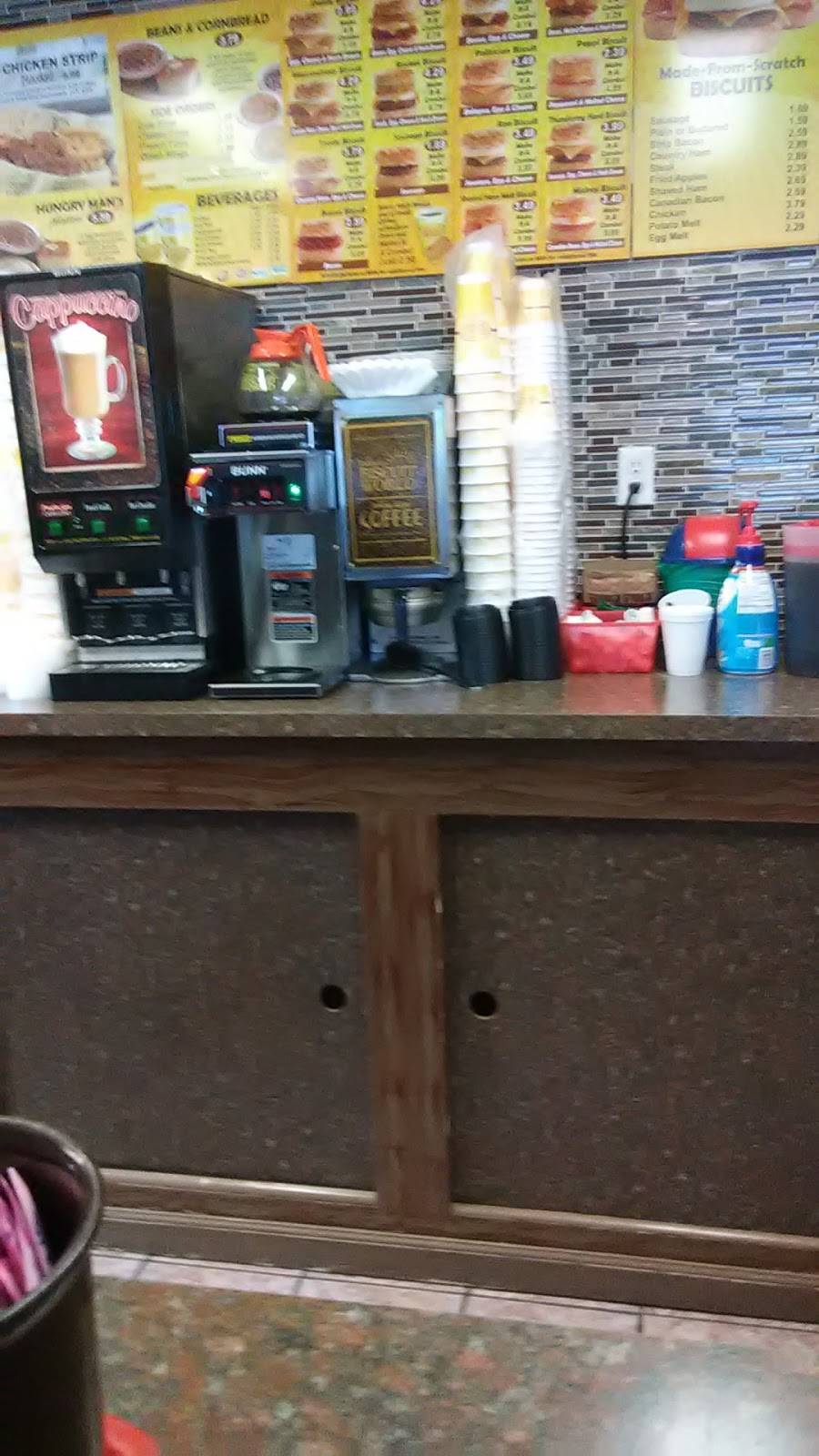 Tudors Biscuit World | restaurant | 5403 Maccorkle Ave, South Charleston, WV 25303, USA | 3047680782 OR +1 304-768-0782