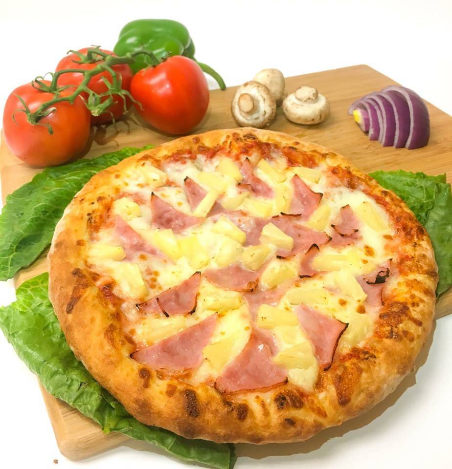 Celass Pizza | restaurant | 9419 N Cave Creek Rd, Phoenix, AZ 85020, USA | 6029443344 OR +1 602-944-3344