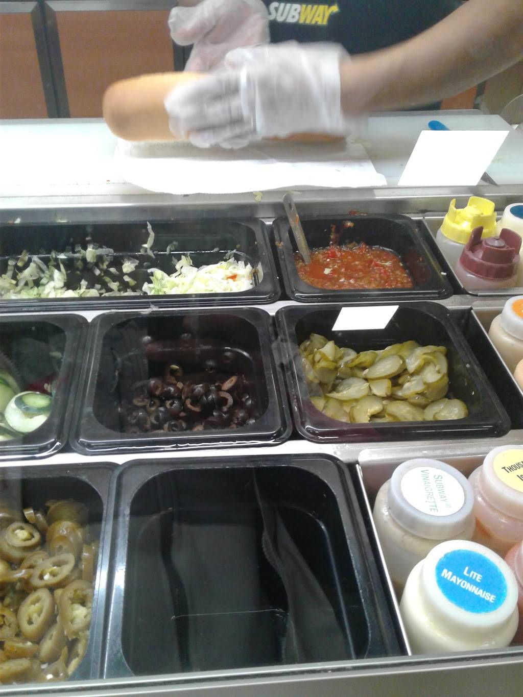 Subway Restaurants | restaurant | 4800 Nannie Helen Burroughs Ave NE, Washington, DC 20019, USA | 2027334514 OR +1 202-733-4514