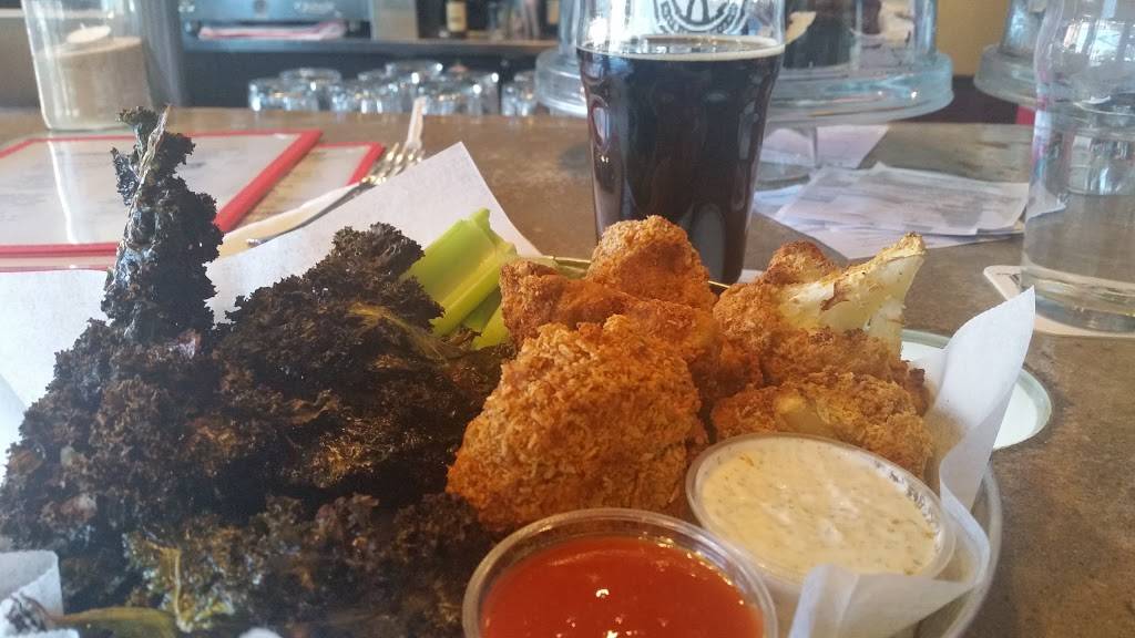 New Albanian Brewing Company Bank Street Brewhouse | restaurant | 415 Bank St, New Albany, IN 47150, USA | 81294425773 OR +1 812-944-2577 ext. 3