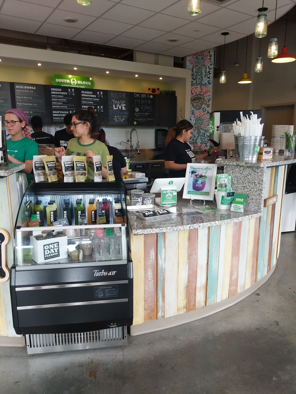 South Block | restaurant | 3051 Mt Vernon Ave, Alexandria, VA 22305, USA | 7034658423 OR +1 703-465-8423