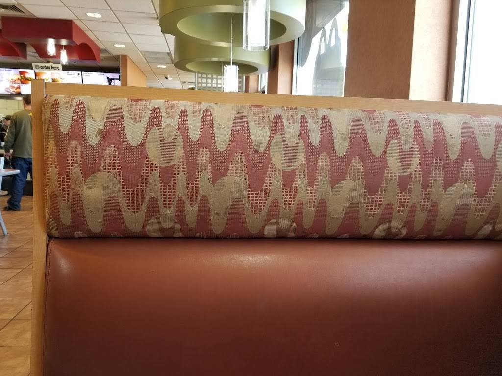 McDonalds | cafe | 664 E W Main St, Franklin, NC 28734, USA | 8283690730 OR +1 828-369-0730