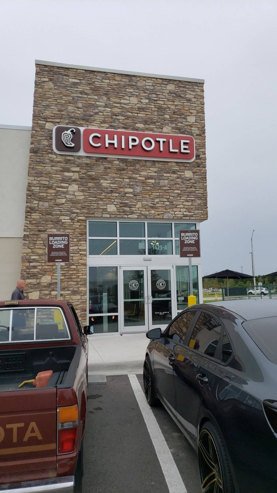 Chipotle Mexican Grill | restaurant | 1425-A Cornerstone Blvd, Daytona Beach, FL 32117, USA | 3862744726 OR +1 386-274-4726