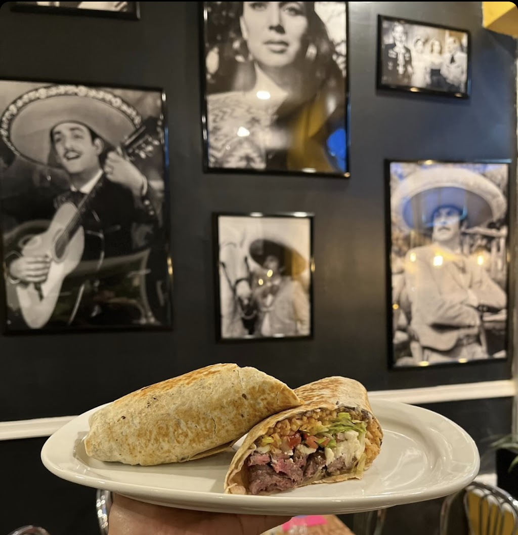 La Ingrata Camden | restaurant | 1999 Federal St, Camden, NJ 08105, USA | 8562033424 OR +1 856-203-3424